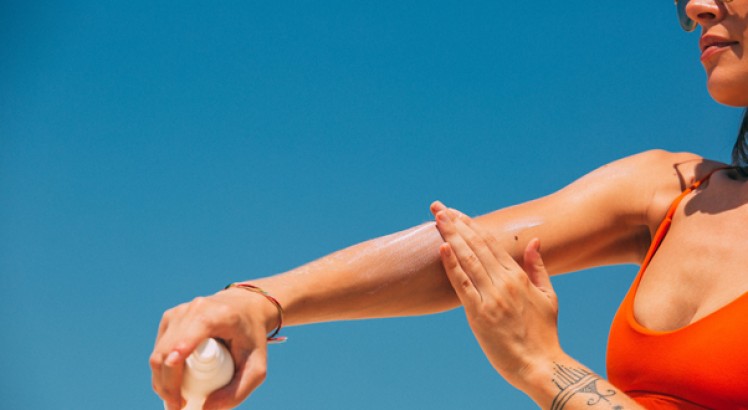 ¿Aplicar Diferentes Protectores Solares es efectivo?