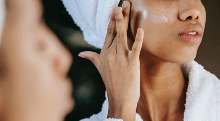 La importancia de usar cremas no comedogénicas