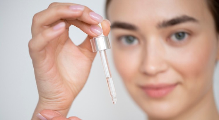 ¿El sérum puede sustituir a la crema hidratante? Descúbrelo