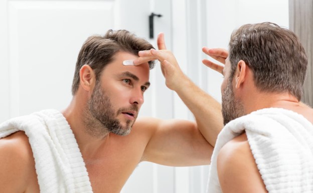 ¿Cuáles son las mejores cremas faciales para hombres?